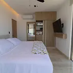 New And Spacious Apartment Near 5Th Avenue