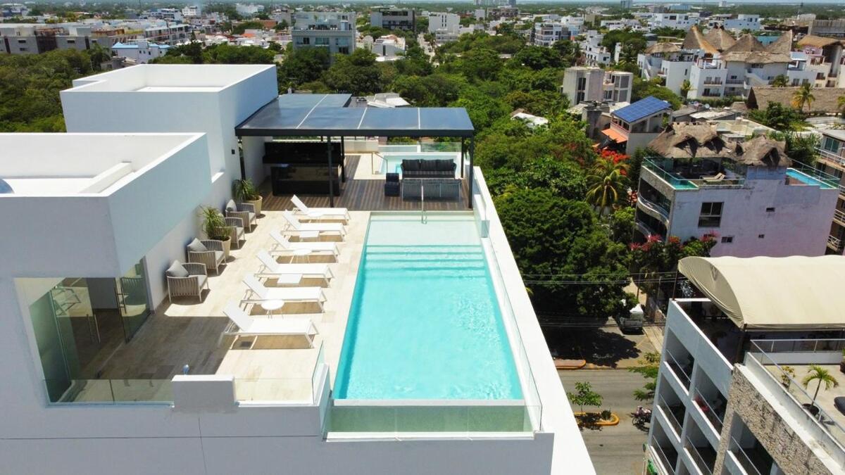 New And Spacious Near 5th Avenue